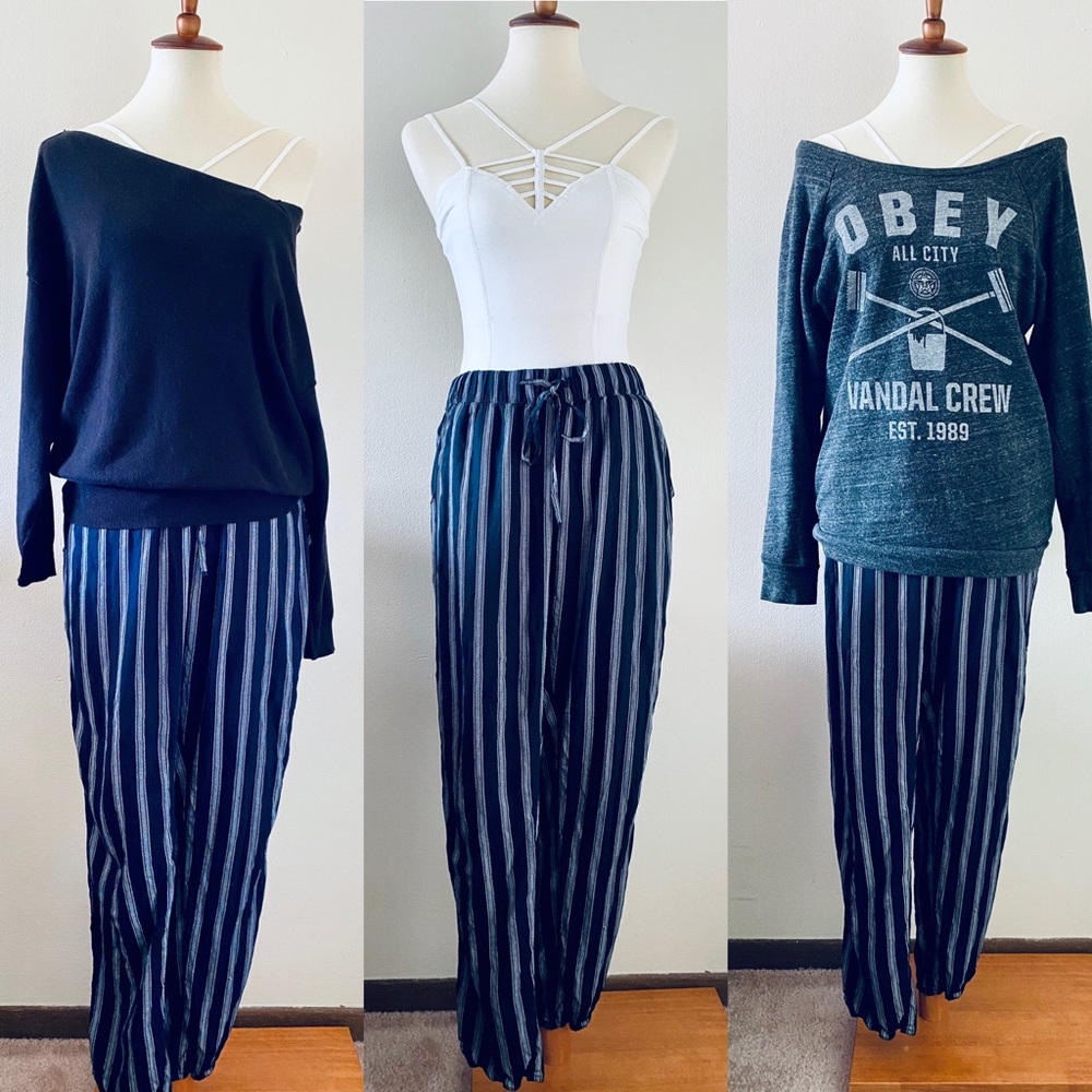 American Eagle White Dot Striped Black Crop Pants